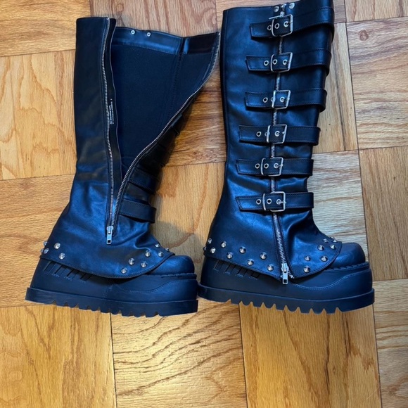 Demonia Boots, Black Studded Buckle Boots. - Picture 4 of 9